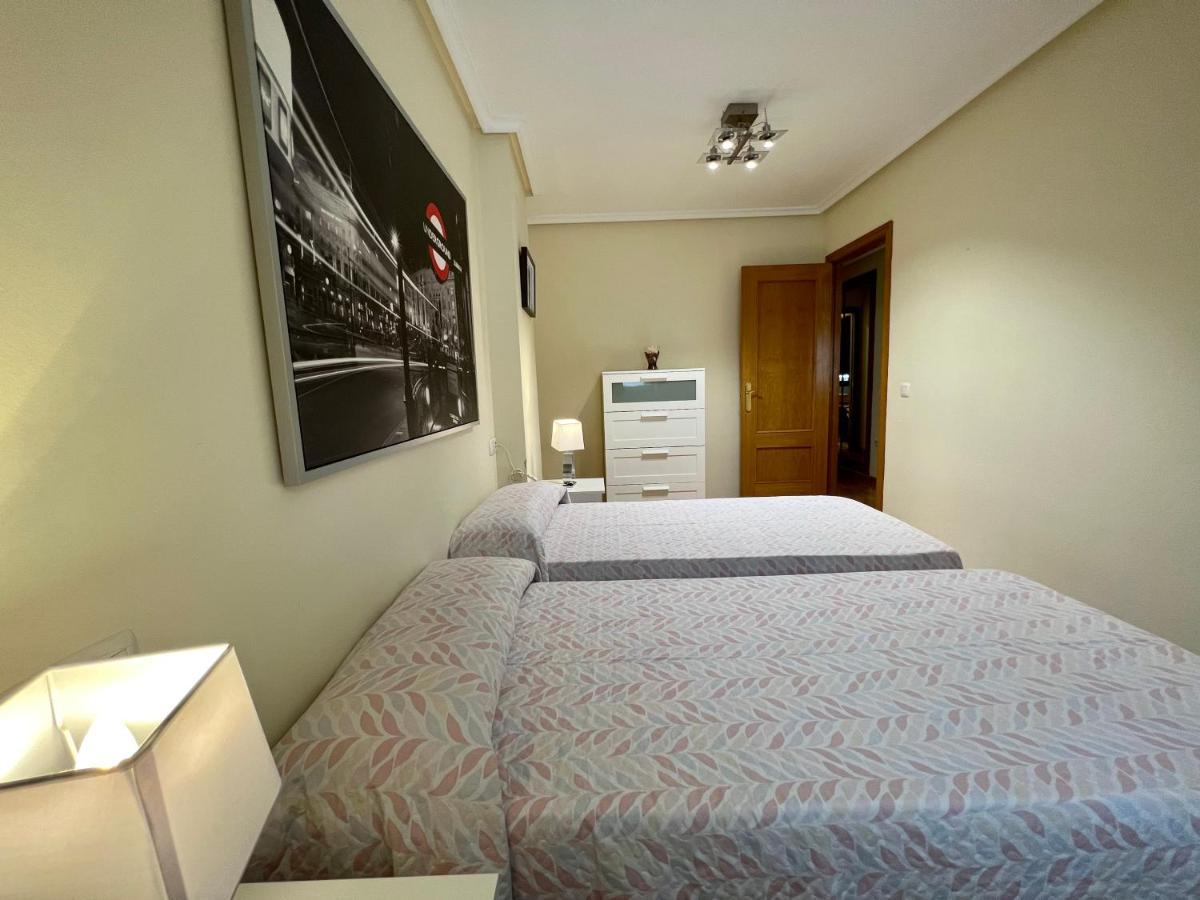 Apartament Oviedo Con Vistas Zewnętrze zdjęcie