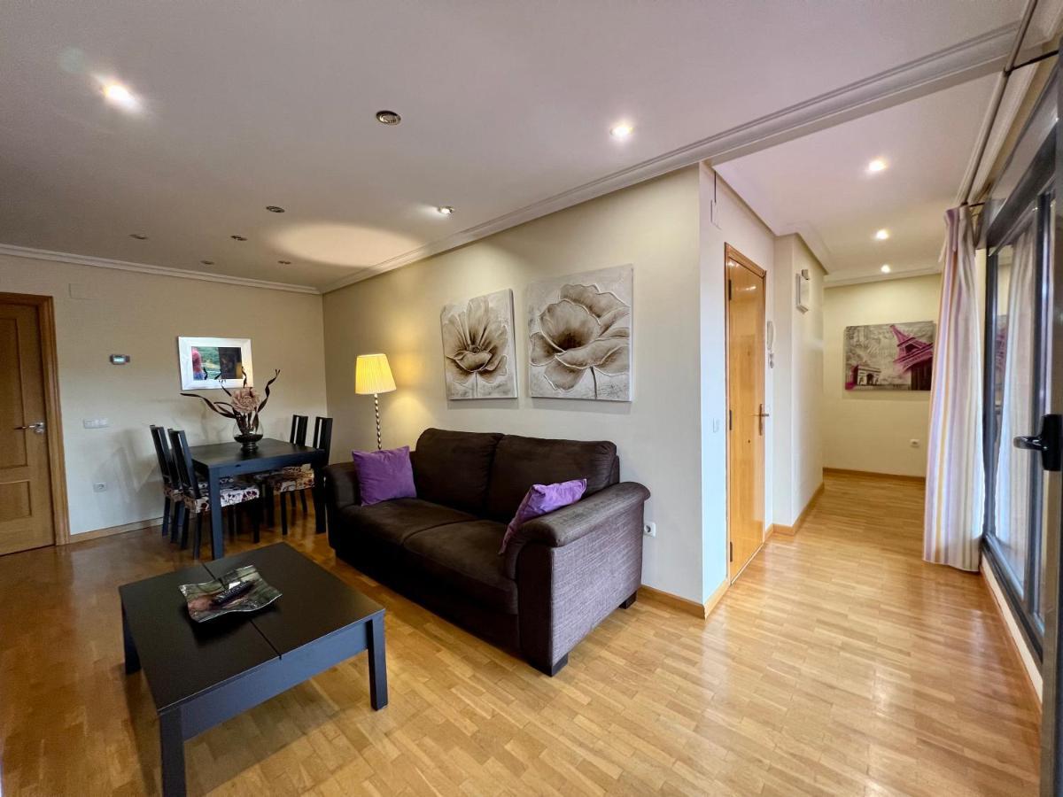 Apartament Oviedo Con Vistas Zewnętrze zdjęcie